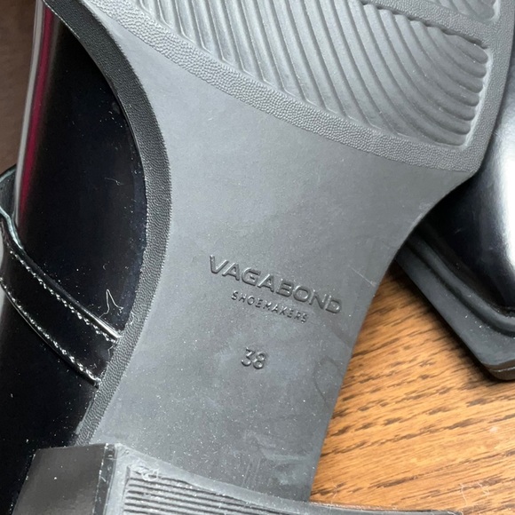 Vagabond Vivian Pumps - Picture 4 of 6